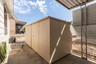 1010 E Bobier Dr, Vista, CA 92084 - Photo 35