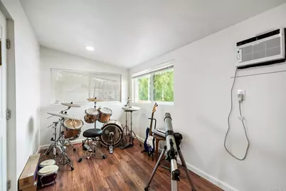 2400 W Valley Parkway #36, Escondido, CA 92029 - Photo 33