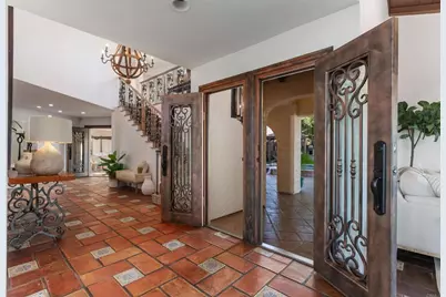 6817 Vianda Ct Court, Carlsbad, CA 92009 - Photo 15