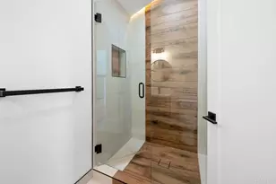 1104 N Grass Valley Rd, Lake Arrowhead, CA 92352 - Photo 19