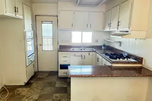 718 Sycamore Ave, Vista, CA 92083 - Photo 5