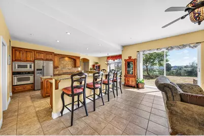40487 Rock Mountain Drive, Fallbrook, CA 92028 - Photo 13