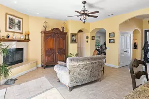 40487 Rock Mountain Dr, Fallbrook, CA 92028 - Photo 9