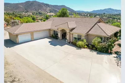 40487 Rock Mountain Drive, Fallbrook, CA 92028 - Photo 3