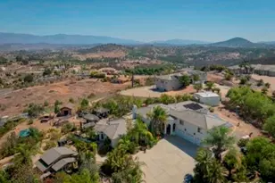 30427 Circle R Ln, Valley Center, CA 92082 - Photo 19