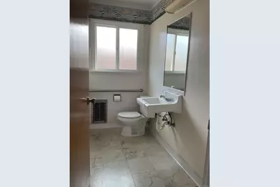 626 Civic Center Drive, Vista, CA 92084 - Photo 7