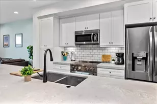 1121 Makena Wy., Oceanside, CA 92054 - Photo 5