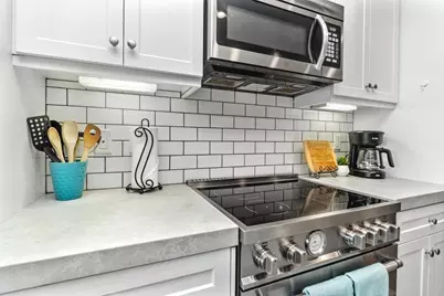 1121 Makena Way, Oceanside, CA 92054 - Photo 7