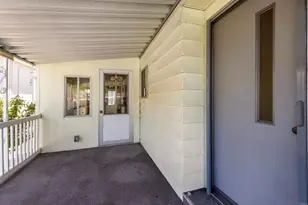 8975 Lawrence Welk, Escondido, CA 92026 - Photo 33