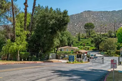 8975 Lawrence Welk #2, Escondido, CA 92026 - Photo 41