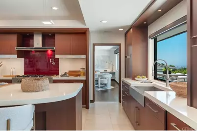 1126 Muirlands Vista Way, La Jolla, CA 92037 - Photo 37