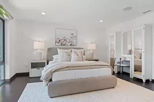 1126 Muirlands Vista Way, La Jolla, CA 92037 - Photo 57