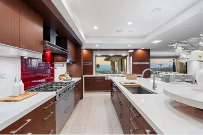 1126 Muirlands Vista Way, La Jolla, CA 92037 - Photo 11