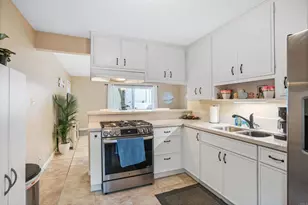 160 Hemlock Ave, Carlsbad, CA 92008 - Photo 7