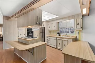 240 Havenview Ln, Oceanside, CA 92056 - Photo 13