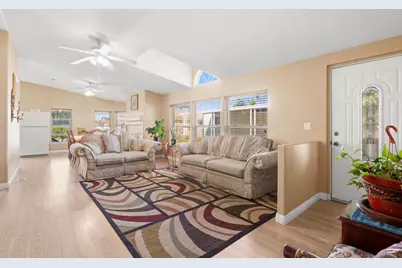 4660 N River Road #17, Oceanside, CA 92057 - Photo 9