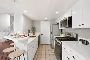 7012 Goldenrod Way, Carlsbad, CA 92011 - Photo 11