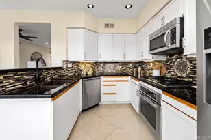 12490 Heatherton Ct, San Diego, CA 92128 - Photo 13