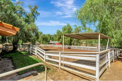 30136 Rolling Hills Drive, Valley Center, CA 92082 - Photo 27