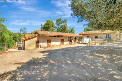 30136 Rolling Hills Drive, Valley Center, CA 92082 - Photo 25