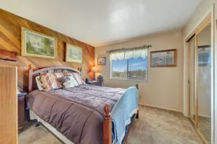 30136 Rolling Hills Dr, Valley Center, CA 92082 - Photo 15