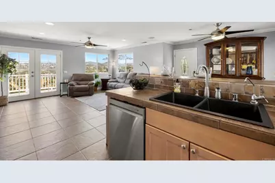 2125 Puerto Del Mundo, Fallbrook, CA 92028 - Photo 31