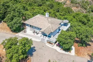 2125 Puerto Del Mundo, Fallbrook, CA 92028 - Photo 3