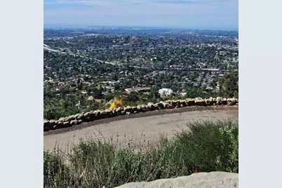 9802 Lyncarol Drive, La Mesa, CA 91941 - Photo 45