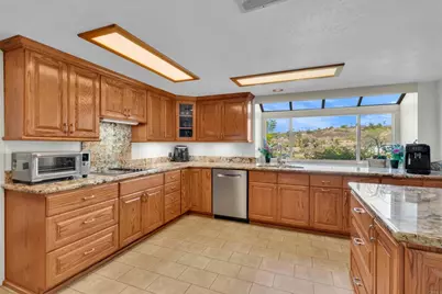 9802 Lyncarol Drive, La Mesa, CA 91941 - Photo 13