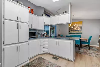 8975 Lawrence Welk Dr. #23, Escondido, CA 92026 - Photo 11