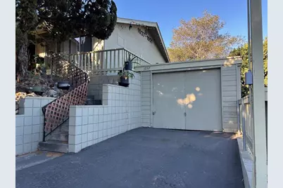 1037 43 Meadowlake Drive, Vista, CA 92084 - Photo 3