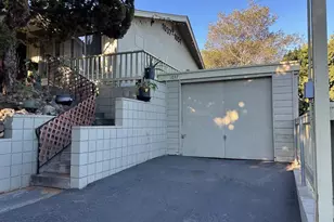 1037-43 Meadow Lake Dr, Vista, CA 92084 - Photo 3