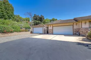 1650 Elevado Rd, Vista, CA 92084 - Photo 19