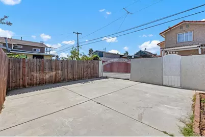 3578 Chamoune Avenue, San Diego, CA 92105 - Photo 27