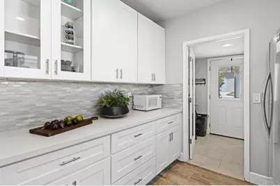 3578 Chamoune Avenue, San Diego, CA 92105 - Photo 5