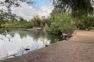 303 Amparo Dr, Escondido, CA 92025 - Photo 17