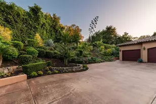 18102 Via Ascenso, Rancho Santa Fe, CA 92067 - Photo 53