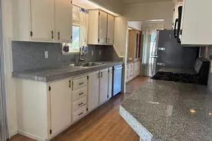 2300 E Valley Pkwy, Escondido, CA 92027 - Photo 9