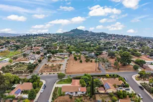 645 Rainbow Pl, Escondido, CA 92027 - Photo 33