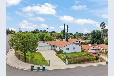 645 Rainbow Place, Escondido, CA 92027 - Photo 5