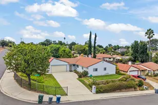 645 Rainbow Pl, Escondido, CA 92027 - Photo 5