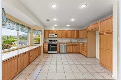 645 Rainbow Place, Escondido, CA 92027 - Photo 11