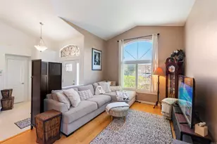 633 Cantara Ln, Vista, CA 92081 - Photo 7