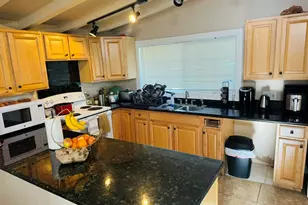 209 Civic Center Dr, Vista, CA 92084 - Photo 13