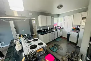 211 Civic Center Dr, Vista, CA 92084 - Photo 13