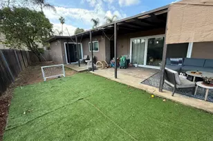 211 Civic Center Dr, Vista, CA 92084 - Photo 43