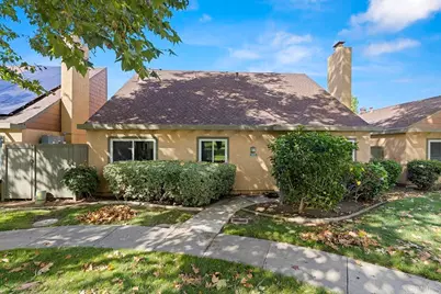 10573 Caminito Flores, San Diego, CA 92126 - Photo 3