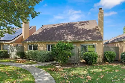 10573 Caminito Flores, San Diego, CA 92126 - Photo 5