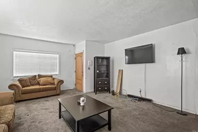 127 W 5th Avenue, Escondido, CA 92025 - Photo 5