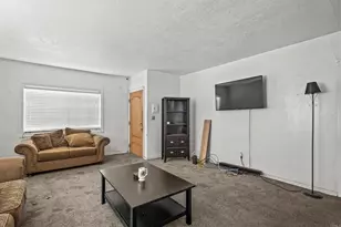 127 W 5th Ave, Escondido, CA 92025 - Photo 5